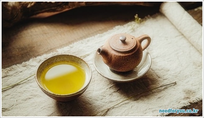 Pine needle tea이미지입니다.